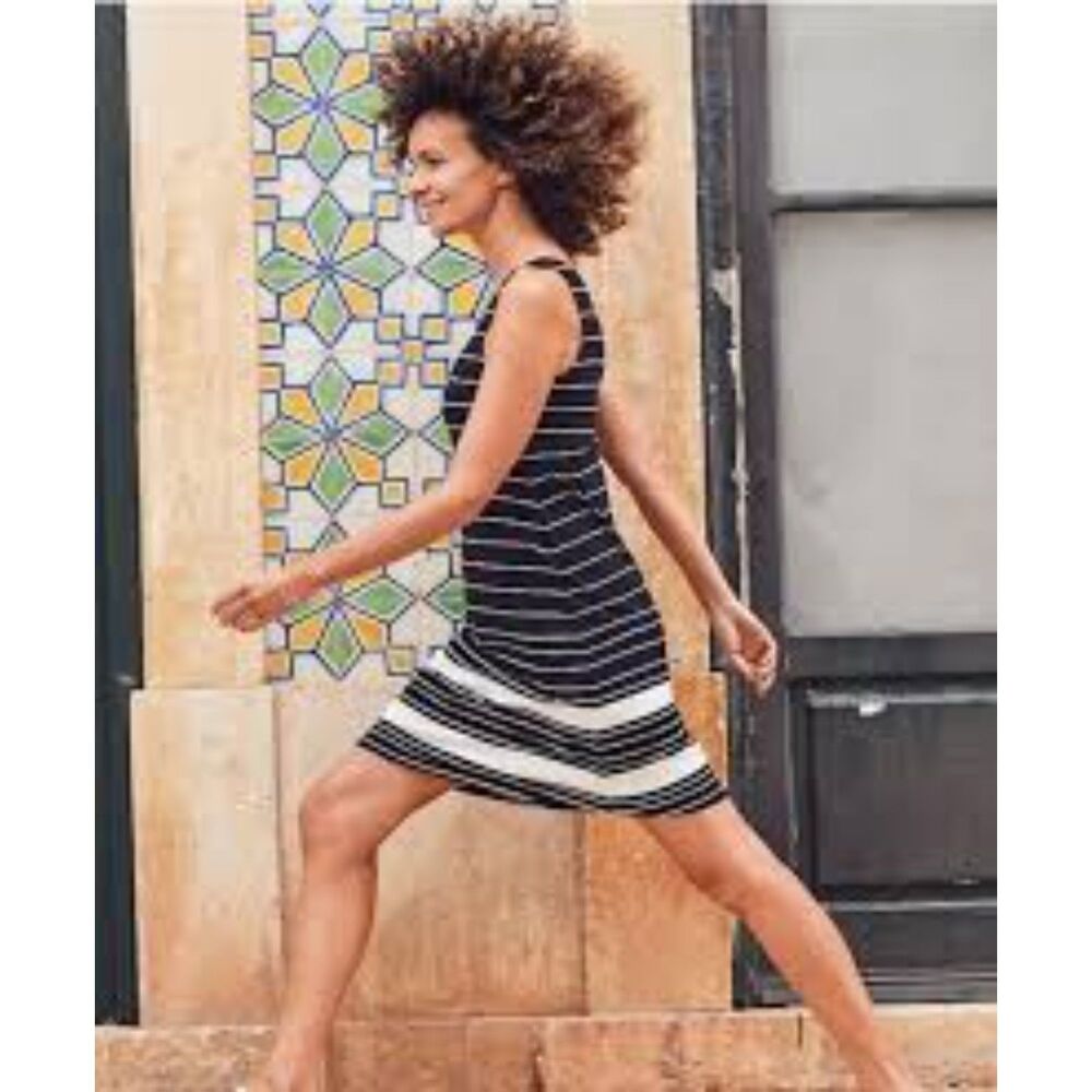 Athleta Santorini V Neck Dress Black Stripe, Medium (C3)